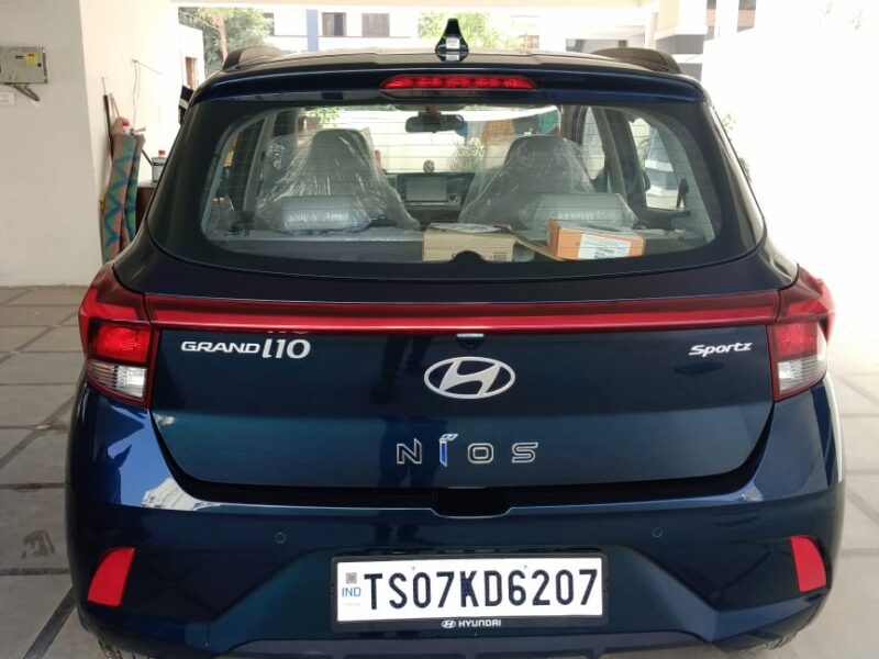 Hyundai i10 Sportz Nios For Travel With Driver
