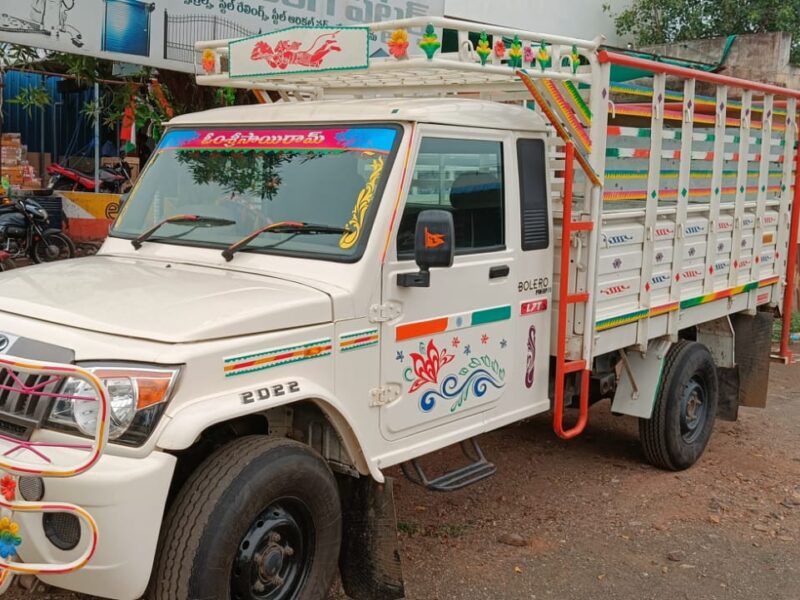 Bolero pickup truck
